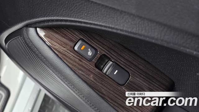 Kia K5 2.0 Prestige Standard 2013 — фото 20
