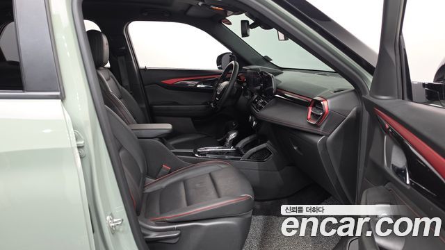 Chevrolet Trailblazer 1.3 Turbo 2WD RS 2024 — фото 26