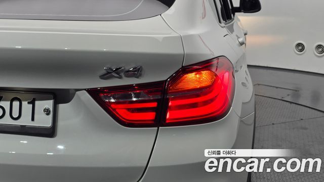 BMW X4 (F26) xDrive20d 2015 — фото 23