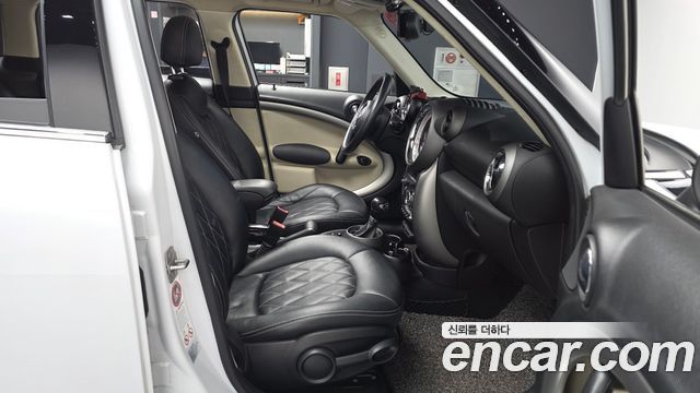 MINI Cooper D Countryman SE 1st 2012 — фото 15