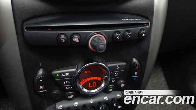 MINI Cooper D Countryman SE 1st 2012 — фото 21