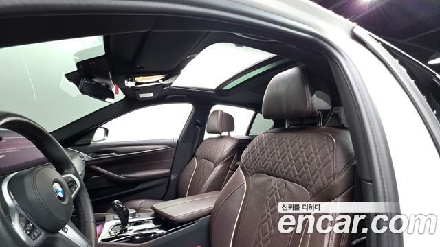 BMW 5 Series (G30) 530i M Sport Package 2021 — фото 18
