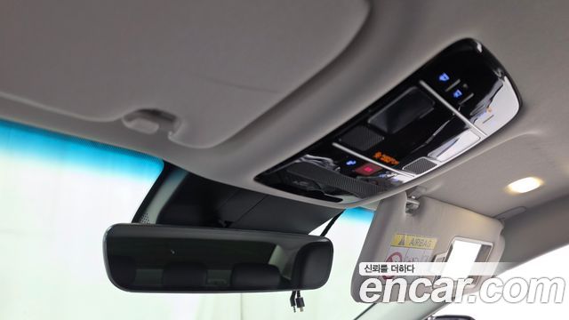 Hyundai Grandeur (GN7) 2,5 Gasoline 2WD Exclusive 2023 — фото 17