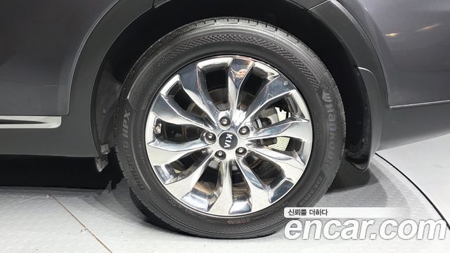 Kia Sorento Diesel 2.2 2WD Noblesse 2019 — фото 21