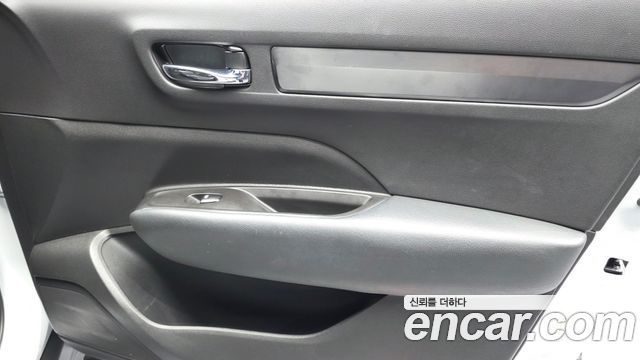 Renault Korea QM6 Gasoline 2WD LE 2018 — фото 24