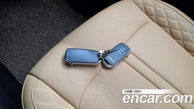 Kia Sorento (IV) HEV 1.6 2WD Gravity 2023 — фото 16