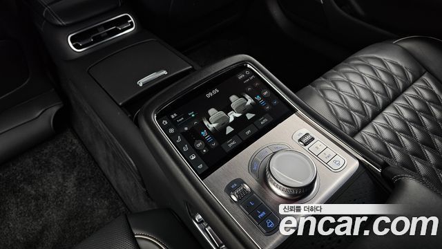 Genesis G90 (RS4) Gasoline 3.5 Turbo e-S/C AWD LWB 2023 — фото 19
