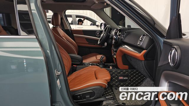 MINI Cooper S Countryman ALL4 Classic 2nd 2024 — фото 11