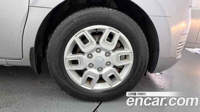 Hyundai Staria Cargo 3-Seater Modern 2022 — фото 5