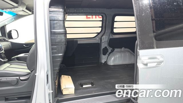 Hyundai Staria Cargo 3-Seater Modern 2022 — фото 11