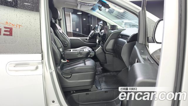 Hyundai Staria Cargo 3-Seater Modern 2022 — фото 26