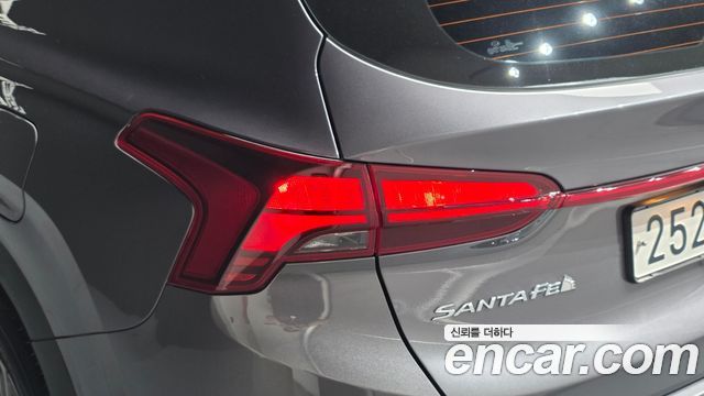 Hyundai Santa Fe Diesel 2.2 2WD Exclusive 2023 — фото 23