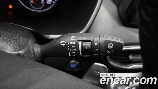 Hyundai Santa Fe Diesel 2.2 2WD Exclusive 2023 — фото 29