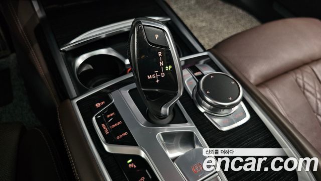 BMW 7 Series (G11) 740Li xDrive M Sport Package 2019 — фото 9