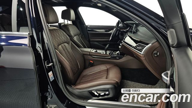 BMW 7 Series (G11) 740Li xDrive M Sport Package 2019 — фото 11