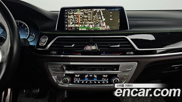BMW 7 Series (G11) 740Li xDrive M Sport Package 2019 — фото 14