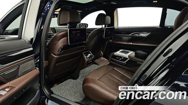 BMW 7 Series (G11) 740Li xDrive M Sport Package 2019 — фото 26