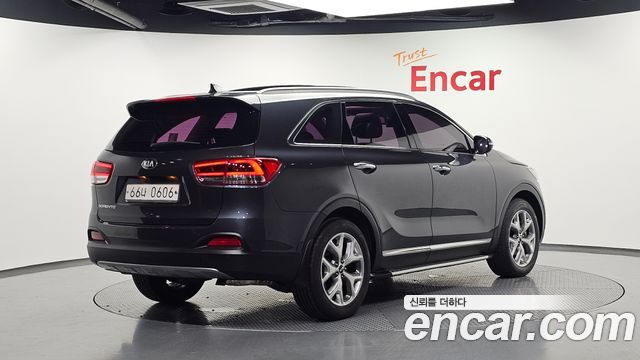 Kia Sorento Diesel 2.0 2WD Prestige 2016 — фото 2