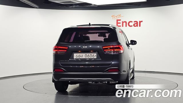 Kia Sorento Diesel 2.0 2WD Prestige 2016 — фото 4