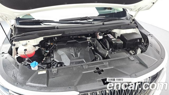 Kia Carnival (IV) Gasoline 9-Seater Prestige 2023 — фото 6