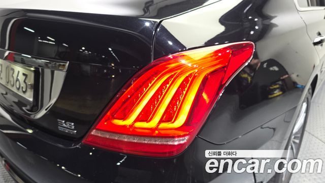 Genesis EQ900 3.8 GDI AWD Luxury 2016 — фото 23