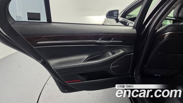 Genesis EQ900 3.8 GDI AWD Luxury 2016 — фото 25