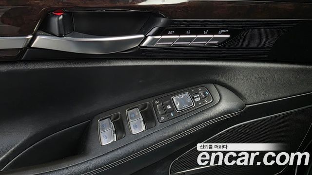 Genesis EQ900 3.8 GDI AWD Luxury 2016 — фото 28