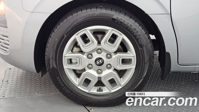 Hyundai Staria Cargo 3-Seater Modern 2025 — фото 5