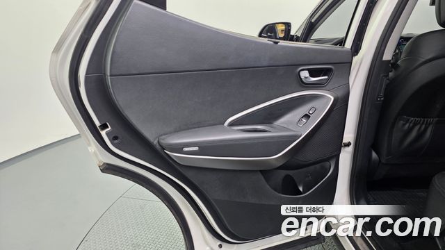 Hyundai Santa Fe The Prime Diesel 2.0 2WD Exclusive 2016 — фото 31