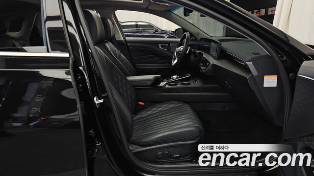 Kia K8 Hybrid Signature 2022 — фото 11