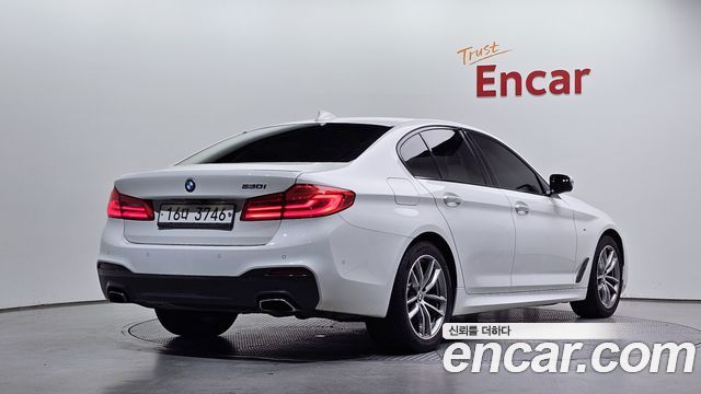 BMW 5 Series (G30) 530i M Sport Package Plus 2017 — фото 2