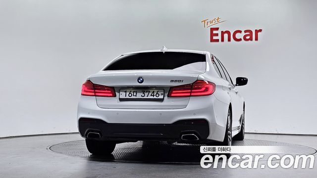 BMW 5 Series (G30) 530i M Sport Package Plus 2017 — фото 4
