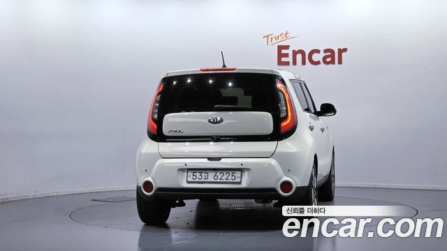 Kia Soul 1.6 GDi Noblesse 2014 — фото 4