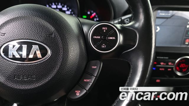 Kia Soul 1.6 GDi Noblesse 2014 — фото 16