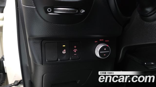 Kia Soul 1.6 GDi Noblesse 2014 — фото 18