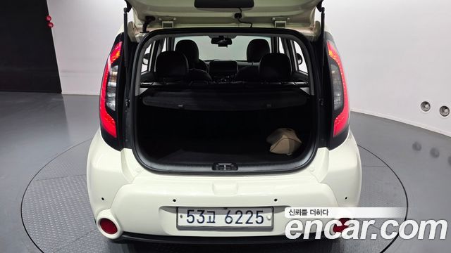 Kia Soul 1.6 GDi Noblesse 2014 — фото 20