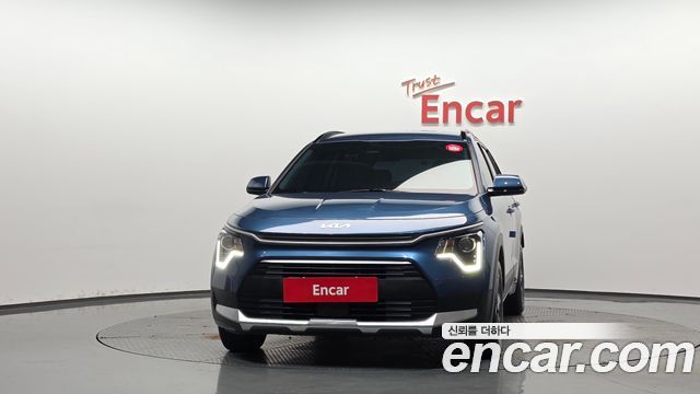 Kia Niro Prestige 2024 — фото 3