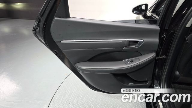 Hyundai Sonata (DN8) 2.0 Premium Plus 2023 — фото 25