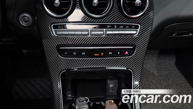 Mercedes-Benz GLC-Class (X253) GLC300e 4MATIC Coupe 2020 — фото 30