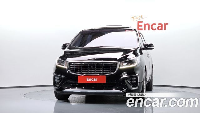 Kia Carnival 9-Seater Noblesse Special 2019 — фото 3
