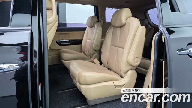 Kia Carnival 9-Seater Noblesse Special 2019 — фото 11