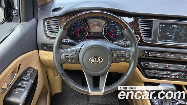 Kia Carnival 9-Seater Noblesse Special 2019 — фото 13