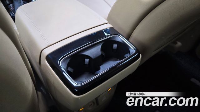 Kia Carnival 9-Seater Noblesse Special 2019 — фото 30