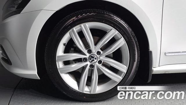 Volkswagen Passat 2.0 TSI B7 2018 — фото 5