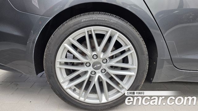 Genesis G70 2.0T AWD Elite 2019 — фото 5
