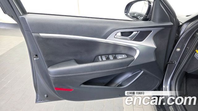 Genesis G70 2.0T AWD Elite 2019 — фото 24
