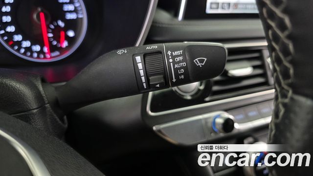 Genesis G70 2.0T AWD Elite 2019 — фото 30