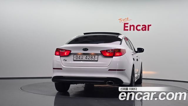 Kia K5 LPI Deluxe 2015 — фото 4