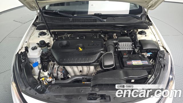 Kia K5 LPI Deluxe 2015 — фото 6