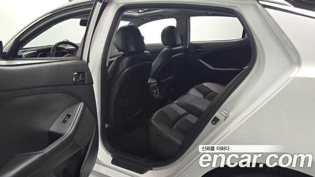 Kia K5 LPI Deluxe 2015 — фото 11